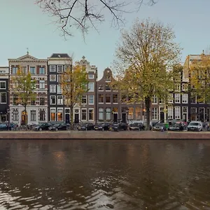 4* Hotel The Pavilions Amsterdam, The Toren
